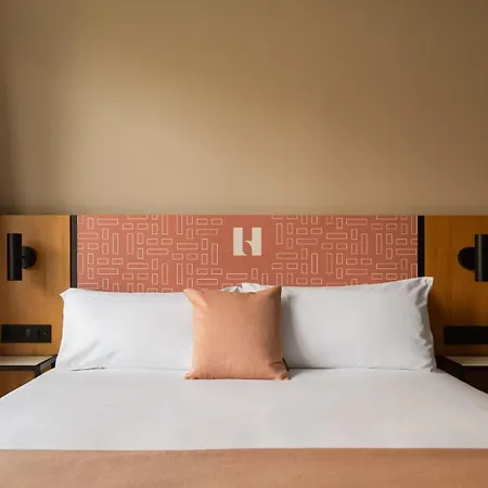 Limehome Julio Urquijo Apartahotel Bilbao